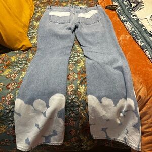 Shyanne Blue and White Flare Jeans size 33